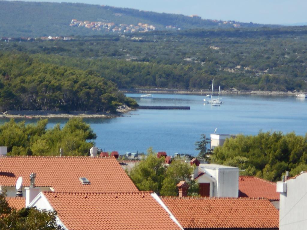 Apartments U Kapetana Punat Szoba fotó